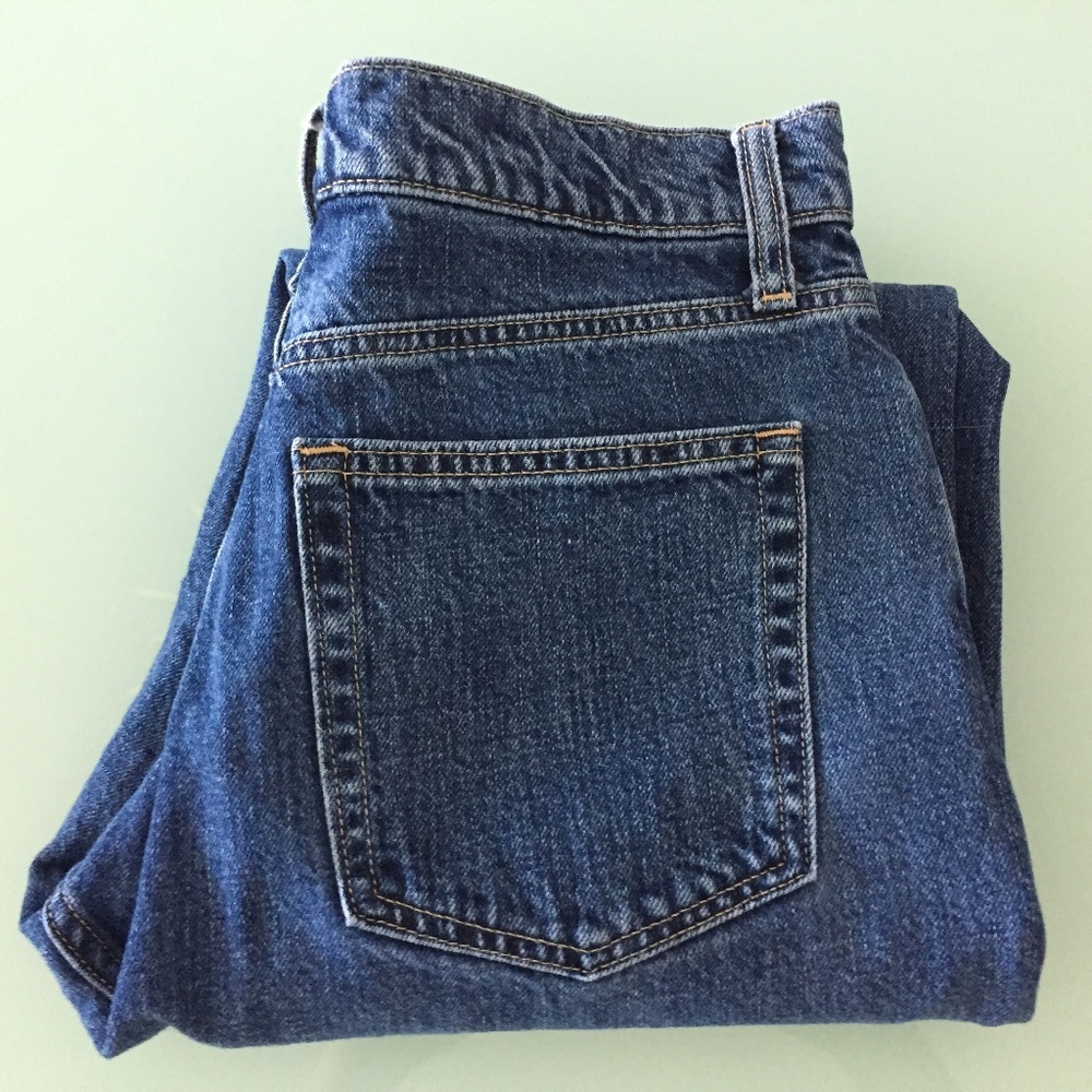 GAP Sky High Rise Mom Jeans Indigo 6/28 Regular